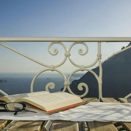 Holiday home Hilltop Retreat Above With Sea Views Positano